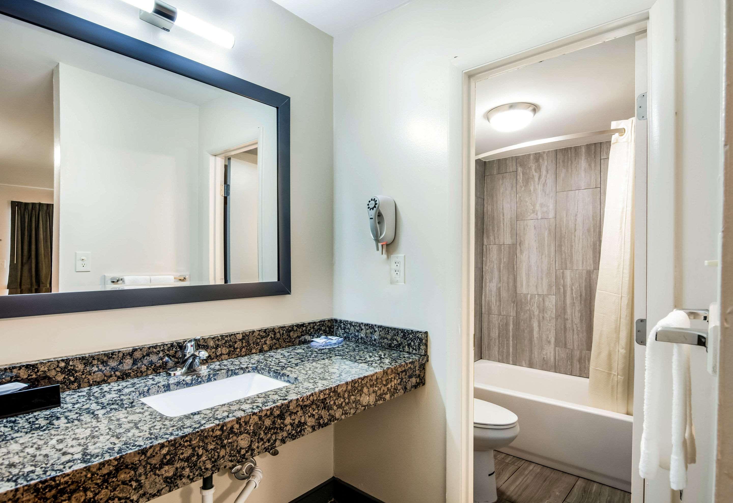 Mini-hôtel Rodeway Richmond South 2*