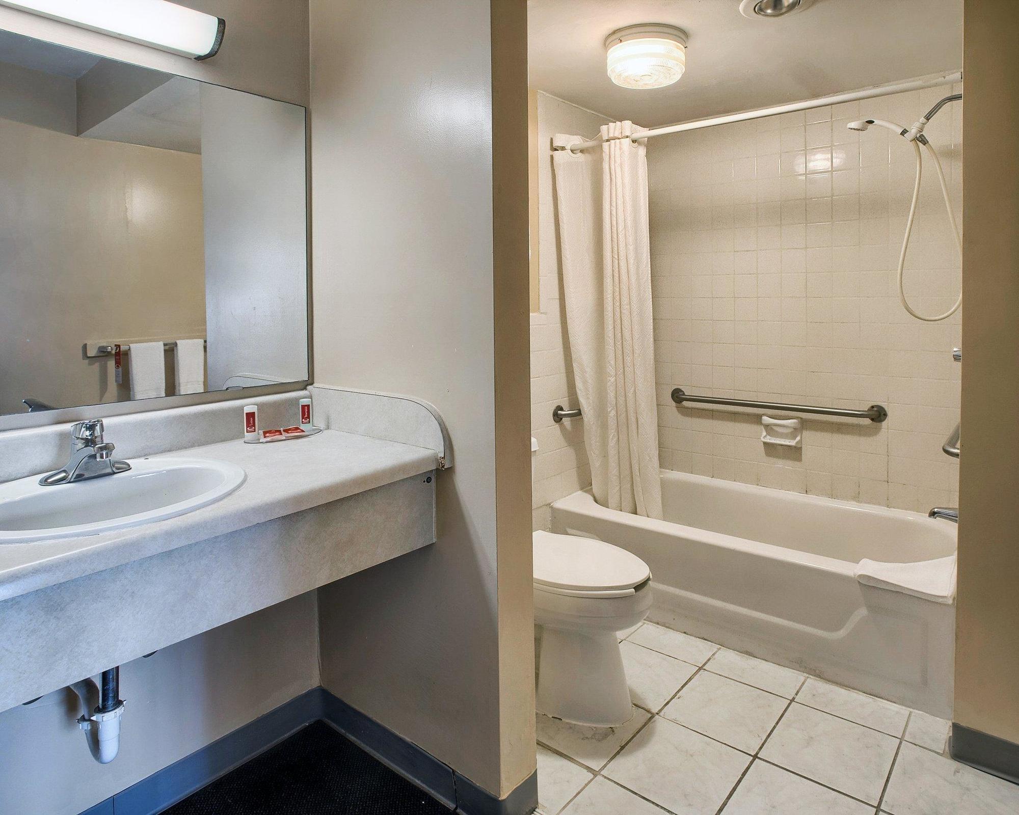 Mini-hôtel Rodeway Richmond South 2*